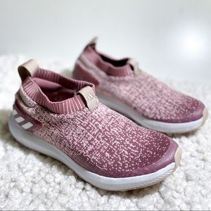 Adidas knit slip ons, EUC